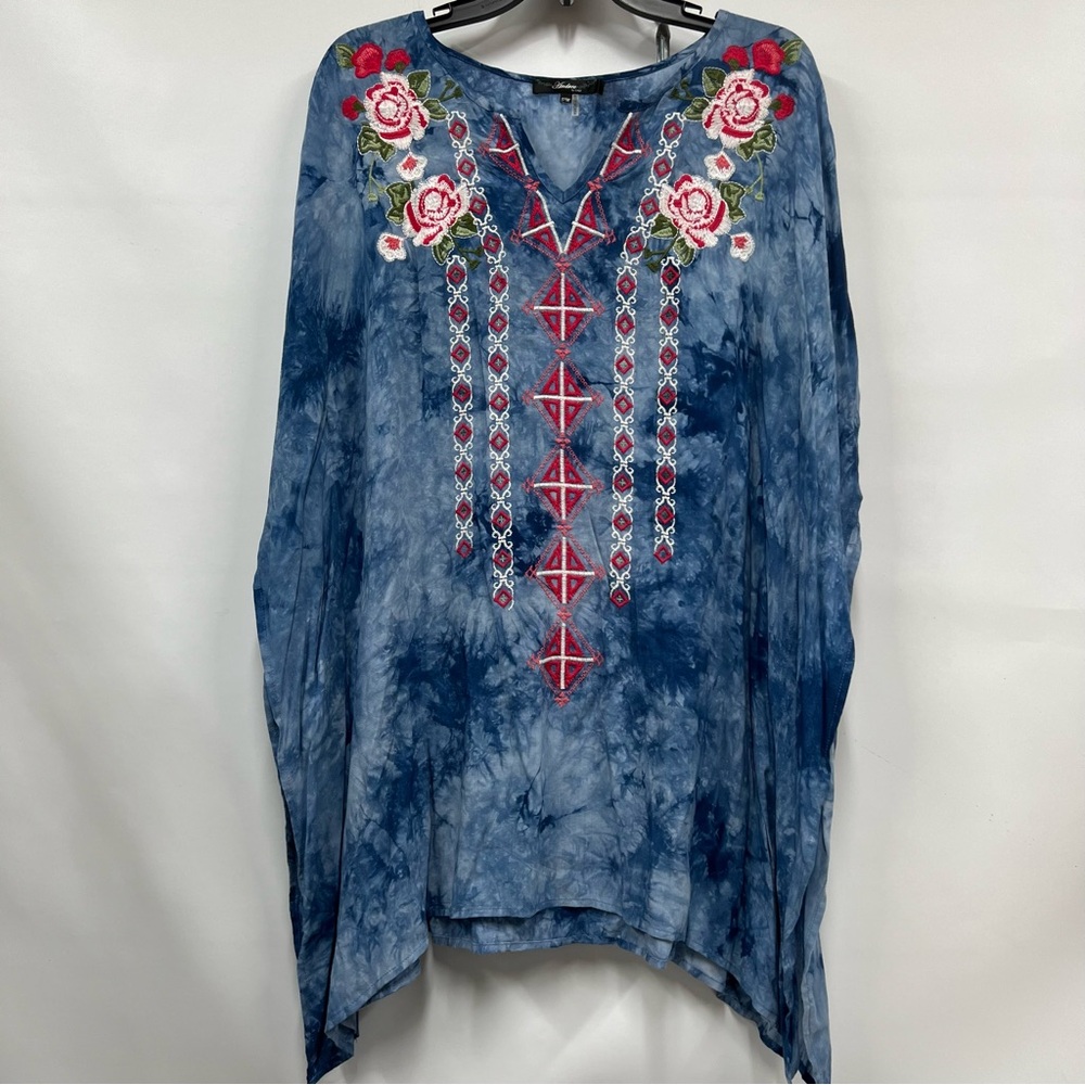Blue s/m tiedye caftan style top vneck embroidered floral roses geometric design